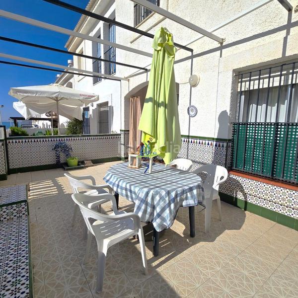 Foto 8a4249a2-0aa3-4209-8af4-4fa771bb5be8. Casa adossada a Caño Guerrero Almonte