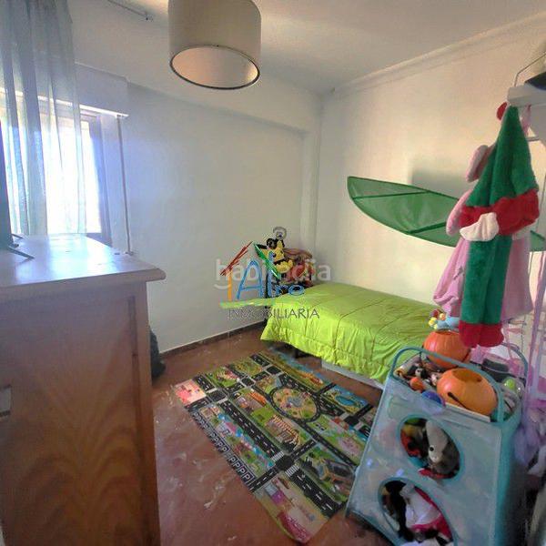 Foto 4c3c0108-7f88-4b42-9811-c7587dd12b1d. Pis amb calefacció aparcament a La Plata Sevilla