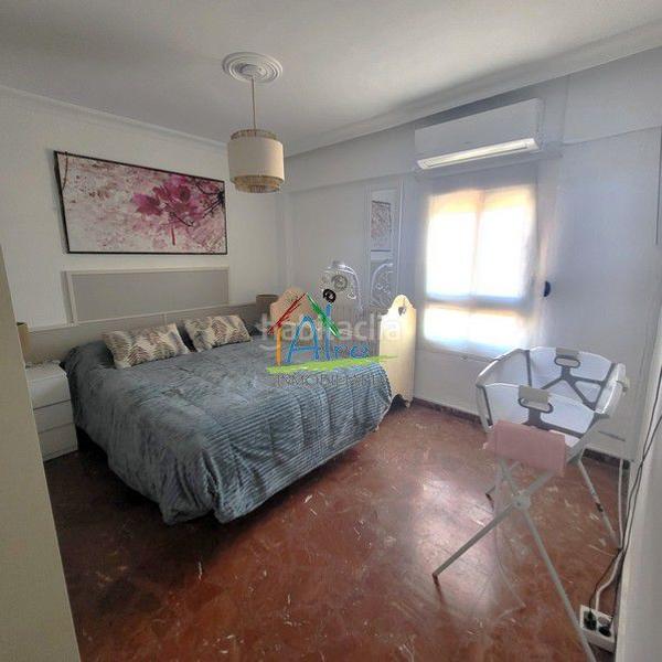 Foto bd961e22-9370-47ac-92ea-4fa8f5582e4a. Pis amb calefacció aparcament a La Plata Sevilla