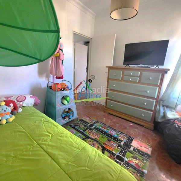 Foto e5abb152-ac24-4253-91e6-a7ac20d35a7e. Pis amb calefacció aparcament a La Plata Sevilla