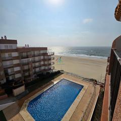 Pis  Azor. Piso en venta en sector malvasía, 2 dormitorios.