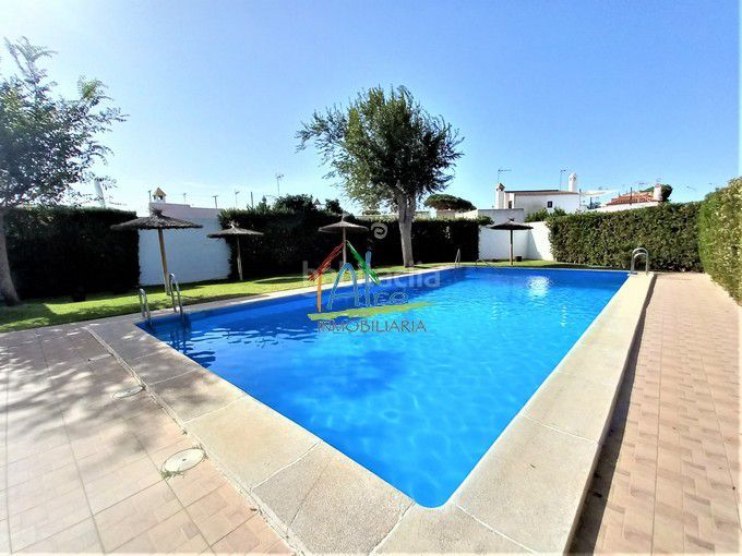 Foto 293f7899-1603-4842-83be-3312448704e2. Casa adossada amb calefacció piscina a Caño Guerrero Almonte