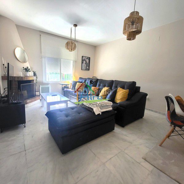 Foto 299fb632-0ea0-4ce6-920b-5086ecbadbdf. Casa adossada amb calefacció piscina a Caño Guerrero Almonte