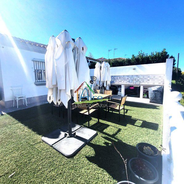 Foto a84cb71c-1a5f-4e32-8053-718e108200ab. Casa adossada amb calefacció piscina a Caño Guerrero Almonte