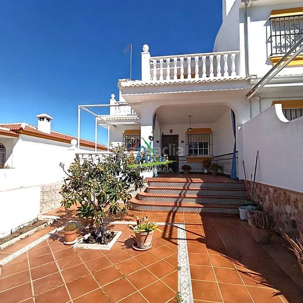 Foto 4e88e58c-d62f-4b5c-9115-3071ff4766f3. Casa adossada amb calefacció aparcament a Caño Guerrero Almonte