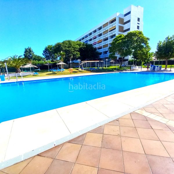 Foto 04d3ac30-1f06-4f7d-9f2c-11653445fe58. Estudi amb piscina a Golf - Torre Almenara Almonte