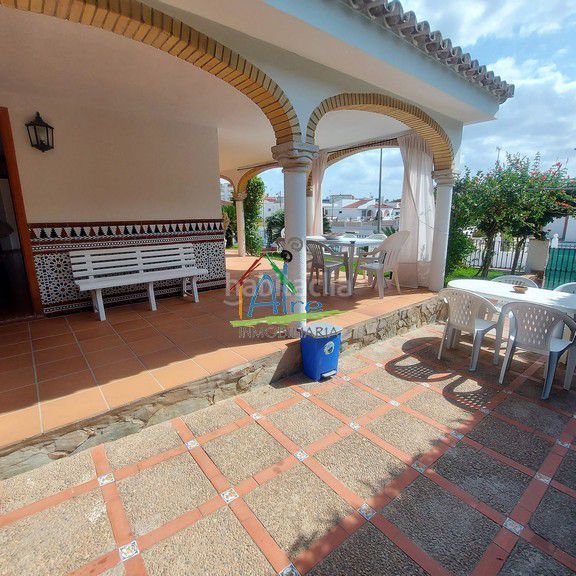 Foto 13da6760-6682-4f69-a441-94883ed2682e. Xalet amb aparcament a Centro - Torre de la Higuera Almonte