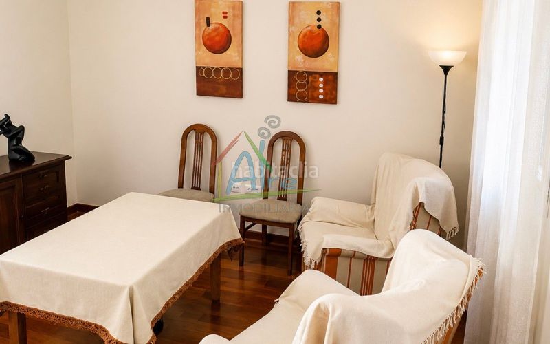 Foto 97824109-690d-4a13-8426-085084cc3a6a. Edificio in Lepe