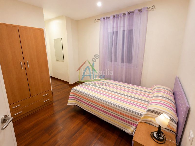 Foto f599bcf7-6e6c-4ded-869c-4da99a9fa5ed. Edificio in Lepe
