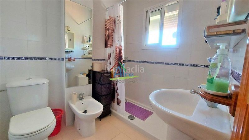 Foto d028016b-c61e-4dd4-a0f6-09c929232e52. Casa adossada amb aparcament a Caño Guerrero Almonte