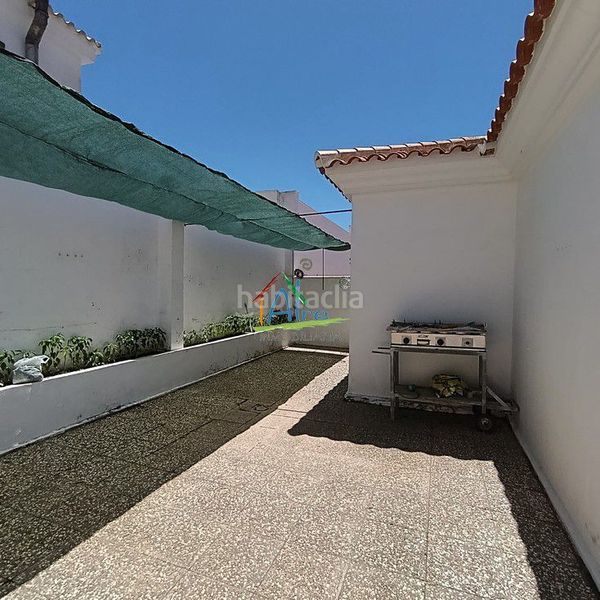 Foto 0dbc69ab-02df-4c57-829c-4f1b7a672000. Casa adossada amb aparcament a Centro - Torre de la Higuera Almonte