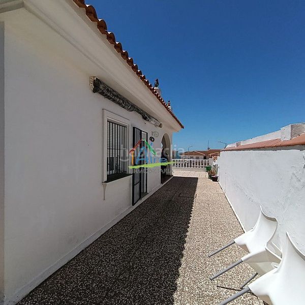 Foto 82cc6965-51cd-4f1d-9383-3a4bae9219fb. Casa adossada amb aparcament a Centro - Torre de la Higuera Almonte