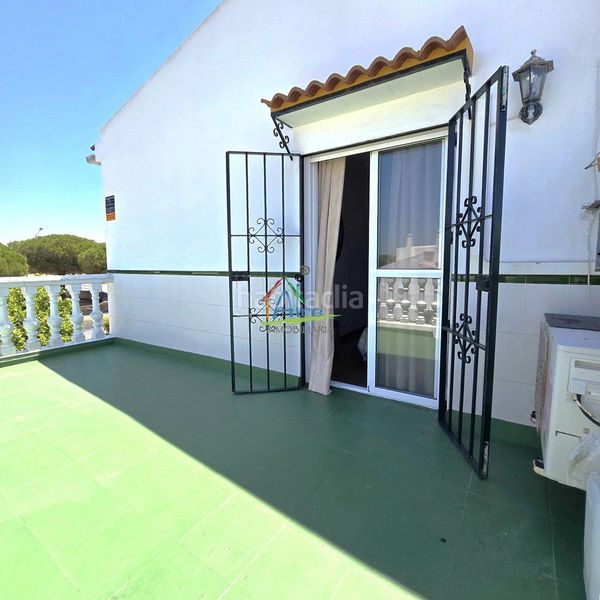 Foto 0a8c8b7f-88ed-4519-bf1f-248176b95062. Casa adossada amb calefacció aparcament piscina a Almonte