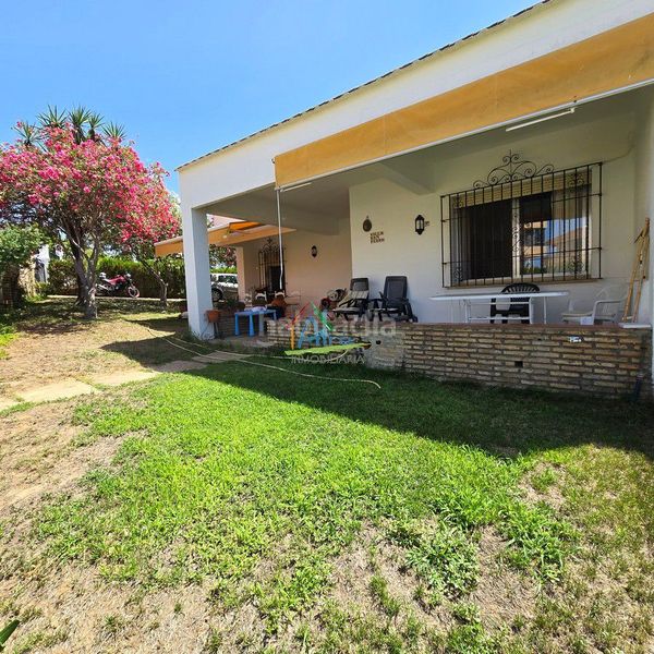 Foto af333e89-0dda-4fa3-ae9c-65e3d297c2fb. Chalet in dehesa de las marismillas 21 in Centro - Torre de la Higuera Almonte