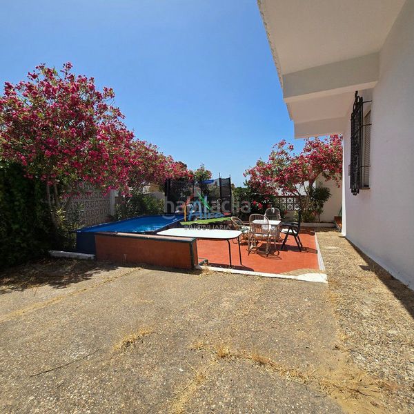 Foto d6bddcba-2d72-4b3b-9c9f-1e2f1d4c0044. Chalet in dehesa de las marismillas 21 in Centro - Torre de la Higuera Almonte