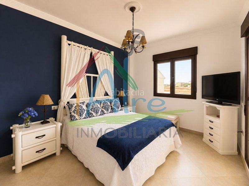 Foto 75217bfc-b68a-49ca-8f71-975d9853e97c. Casa adossada amb aparcament a Lepe