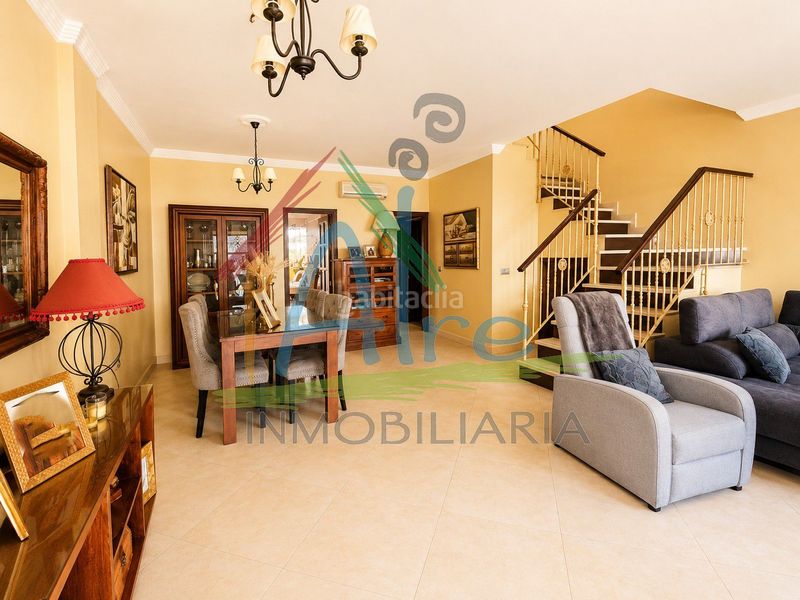 Foto 88cd810c-0e61-4ed1-bf1d-751a5d15d1f1. Casa adossada amb aparcament a Lepe