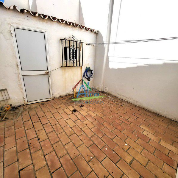 Foto d4dd330f-aa39-4c2f-916f-d42ad523b6b2. Casa adossada amb aparcament a Caño Guerrero Almonte