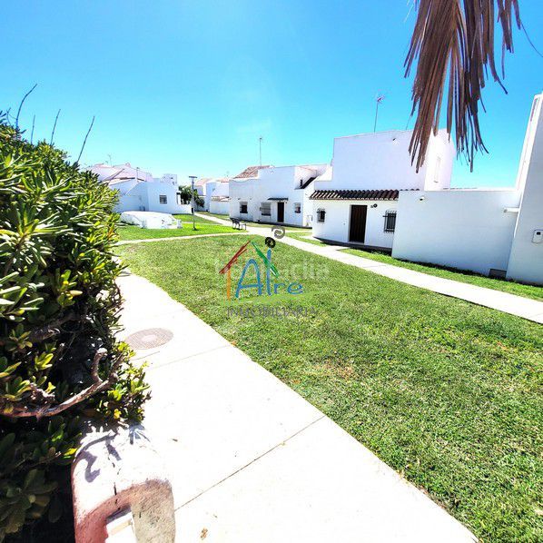 Foto f724e2f3-d8c7-432f-8619-32b589eb06b7. Casa adossada amb aparcament a Caño Guerrero Almonte