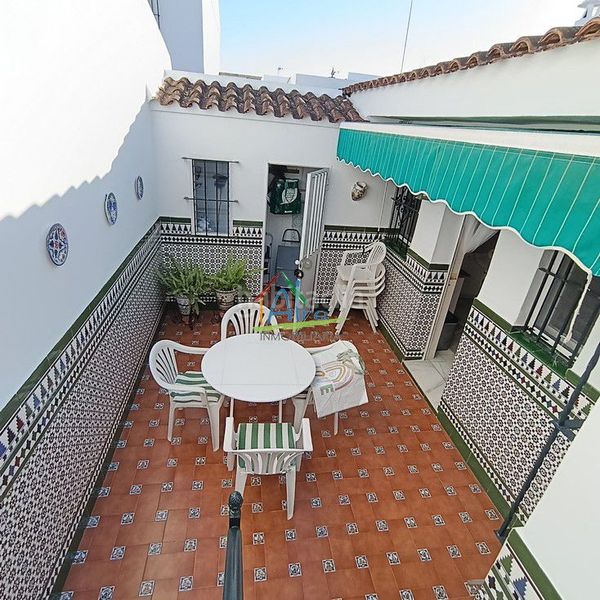 Foto 54a8e759-9c0a-4e6d-8141-1cba8f2e0da7. Casa adossada amb calefacció aparcament piscina a Almonte