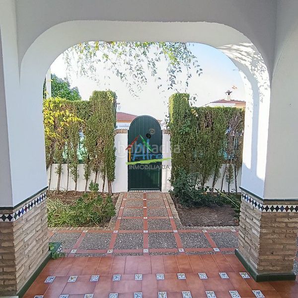 Foto a0b899b4-8d41-4bf9-88d3-be388020b4be. Casa adossada amb calefacció aparcament piscina a Almonte