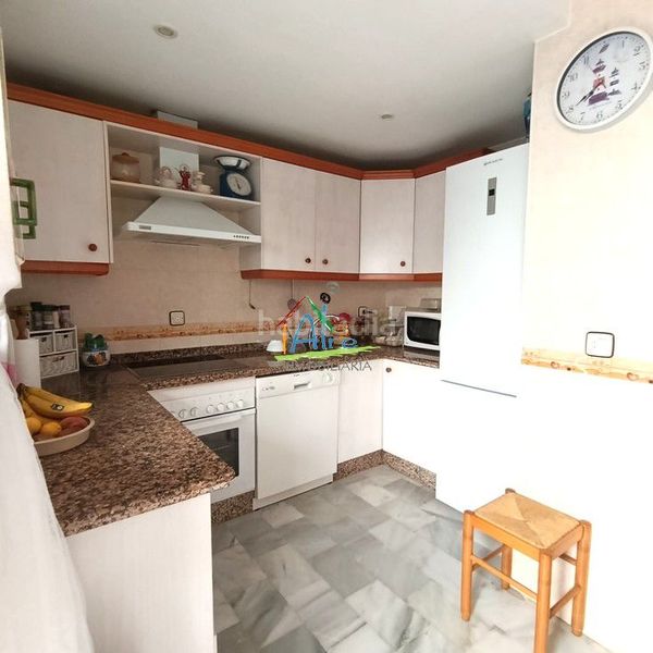 Foto e974704f-8513-43d6-a37a-50fb0610c83a. Casa adossada amb calefacció aparcament piscina a Almonte