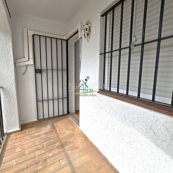 Foto 5eed6c02-4ef7-49c2-8220-4e4ca11fac39. Casa adossada amb calefacció a Caño Guerrero Almonte
