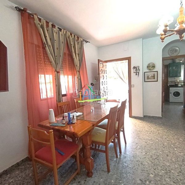 Foto 2d6f5603-a902-4dea-8df7-bdcc14837507. Casa adossada amb calefacció aparcament a Caño Guerrero Almonte