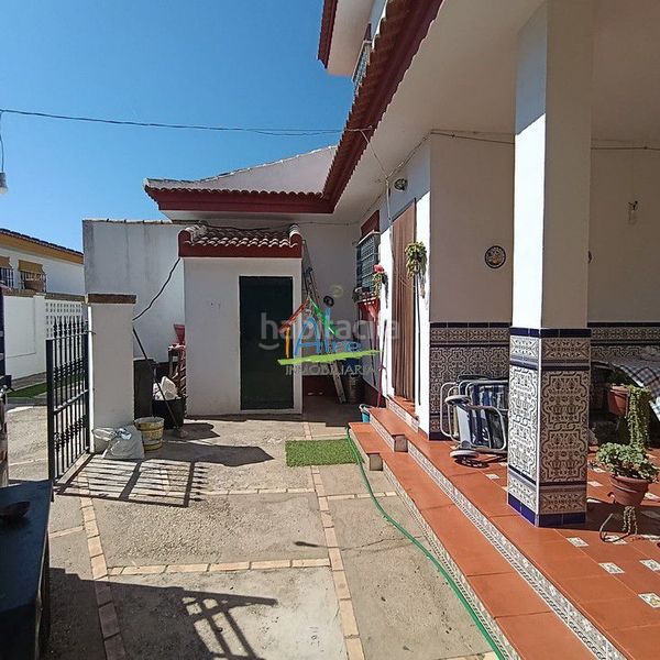 Foto 664140cf-bada-4f2f-b231-ae15b3a6dd5c. Casa adossada amb calefacció aparcament a Caño Guerrero Almonte