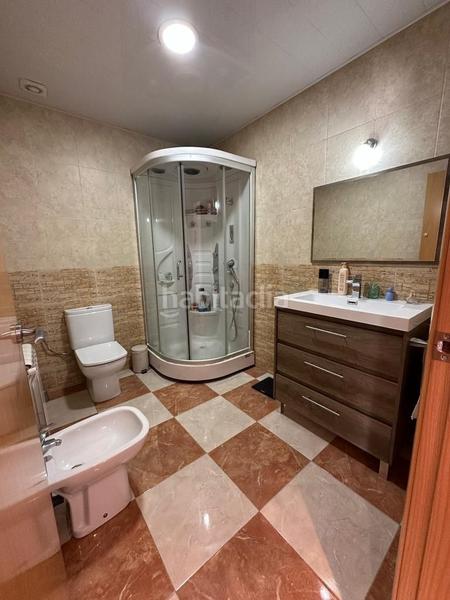 Foto 8d8f84b2-fbbe-4134-bdce-e9380e9c9f37. Casa amb calefacció a La Plana del Pintor Sabadell