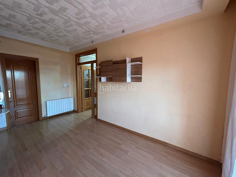 Foto 74be08a8-bcea-46d4-8535-a031eb45b779. Piso tu primera vivienda es esta en Ca n'Oriac Sabadell