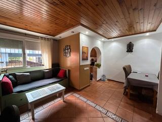 Zweistöckige Wohnung in Can Deu. Hogar, dulce hogar
