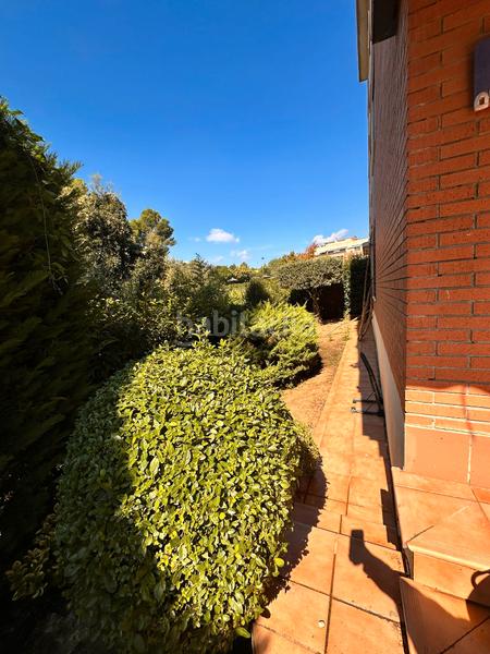 Foto 3b807728-6974-4aca-bde7-c297ab90c5c5. Planta baixa amb calefacció aparcament piscina a Sabadell