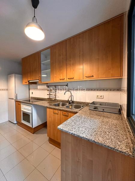 Foto 5820f1d5-9137-40fc-a8eb-71963de97a3d. Planta baixa amb calefacció aparcament piscina a Sabadell