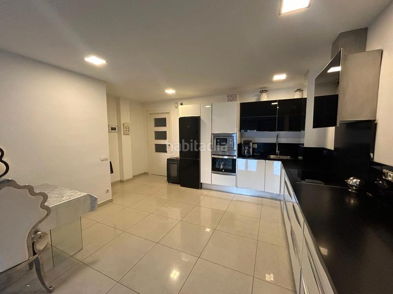 Foto ab91bdb7-d1a2-4831-9ff8-6c22fc9d6559. Haus mit heizung parking in Ca n'Oriac Sabadell