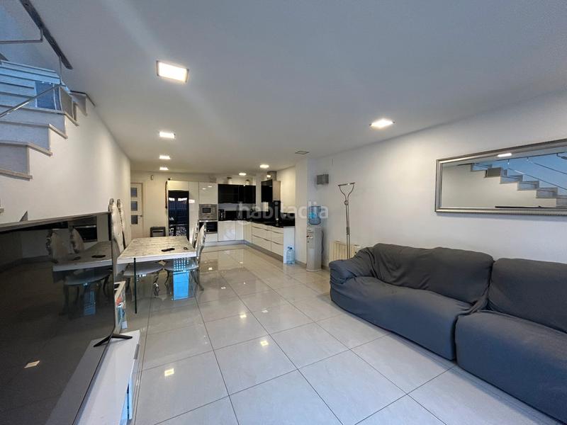 Foto b91e0974-e717-4064-806b-57fe3474a6f8. Haus mit heizung parking in Ca n'Oriac Sabadell