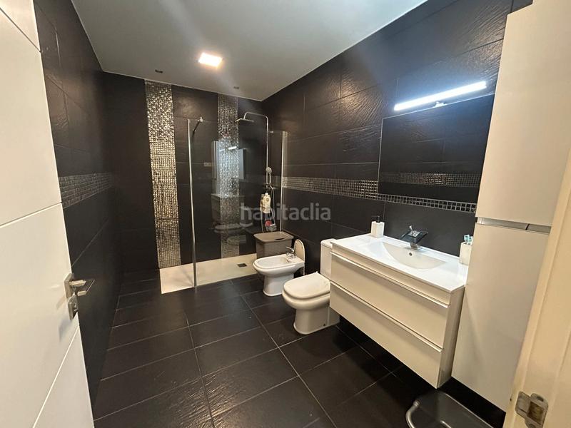 Foto c687a914-cba1-4703-bc10-fd8785831776. Haus mit heizung parking in Ca n'Oriac Sabadell