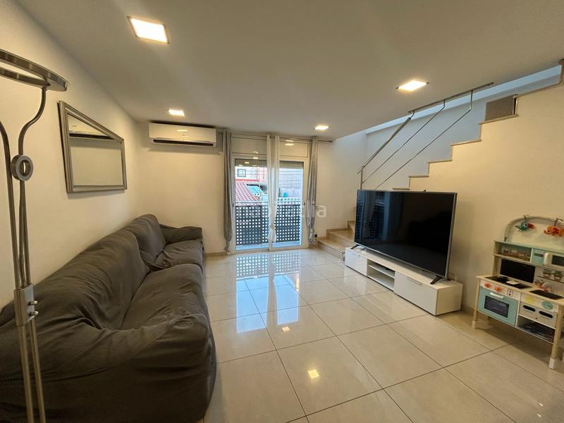 Foto cdf4c004-b754-46c8-9c4f-e55fa0ce85ba. Haus mit heizung parking in Ca n'Oriac Sabadell