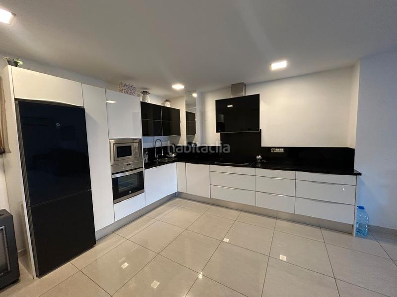 Foto fdbc8b56-8547-496b-9fad-032d2f957081. Haus mit heizung parking in Ca n'Oriac Sabadell