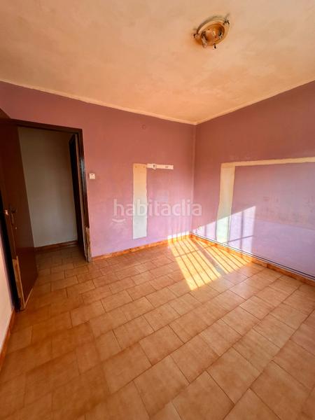 Foto 42a43098-59aa-4f67-9b08-cf1124b18454. Piso oportunidad planta baja en La Roureda Sabadell