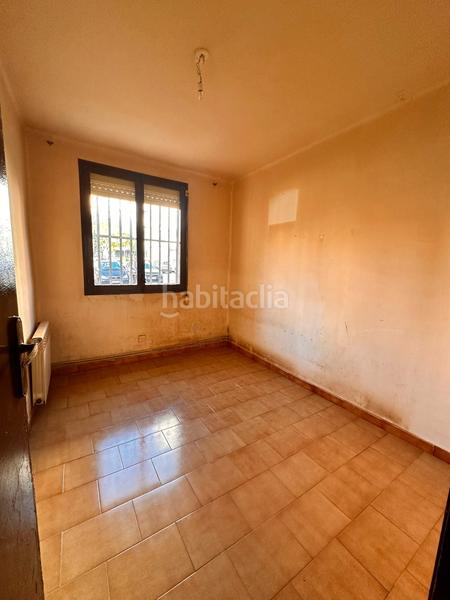 Foto c78d8e4b-aee9-44e3-b2fd-84a8c65f29bd. Piso oportunidad planta baja en La Roureda Sabadell