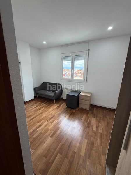 Foto eb98d8cf-53cf-4009-b439-fe464883330c. Pis amb aparcament a Concòrdia Sabadell