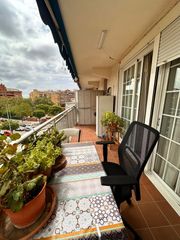 Flat in Can Deu. Oportunidad única acogedor piso en sant julià, sabadell por 239.
