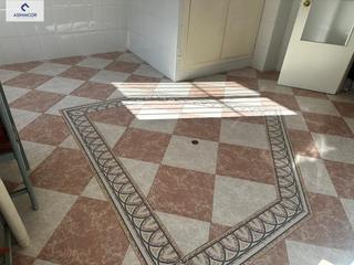 Appartement à Sector Sur. Piso con piscina en la mejor zona de guadalquivir