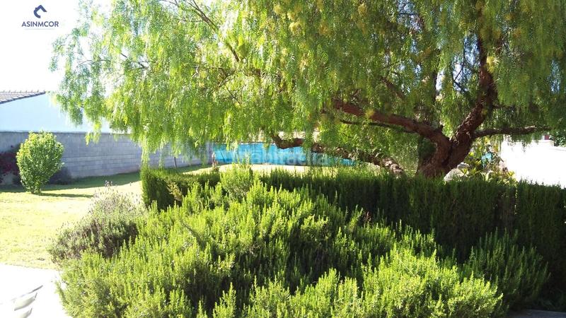 Foto 79355dbd-8b18-421f-b112-cdced3f41461. Chalet avec parking dans Alcolea Córdoba