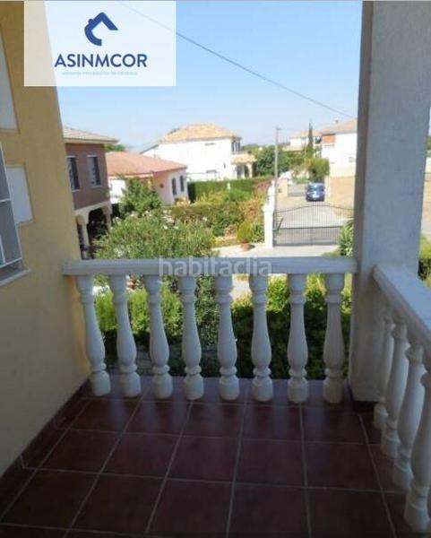 Foto d20d8686-ac3b-48c6-b5a6-76575a76355c. Chalet avec parking dans Alcolea Córdoba