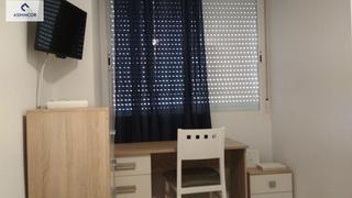 Pis a Sta. Marina - San Andrés - San Pablo - San Lorenzo. Piso totalmente reformado en facultad de derecho