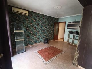 Pis a Viñuela - Rescatado. Piso en levante