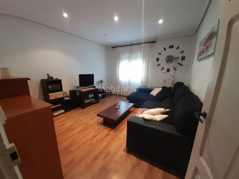 Foto ce695a2d-aeb9-4e86-a860-7bd7502ef3f4. Casa amb calefacció a Calahorra