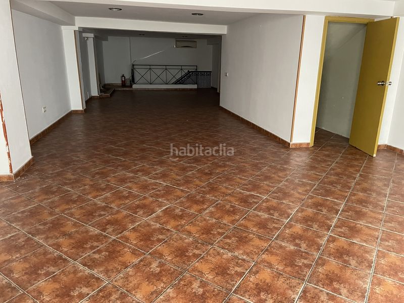 Foto 577d8b49-218d-47d9-8a55-35cd9a394498. Local comercial a San Adrián